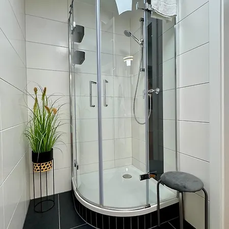 Apartamento Seeblick-apartment Mit Garten In *